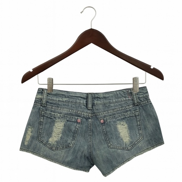 JUNIOR’S size 5 “NO” denim cutoff shorts with pink paisley accent pockets - Picture 2 of 3